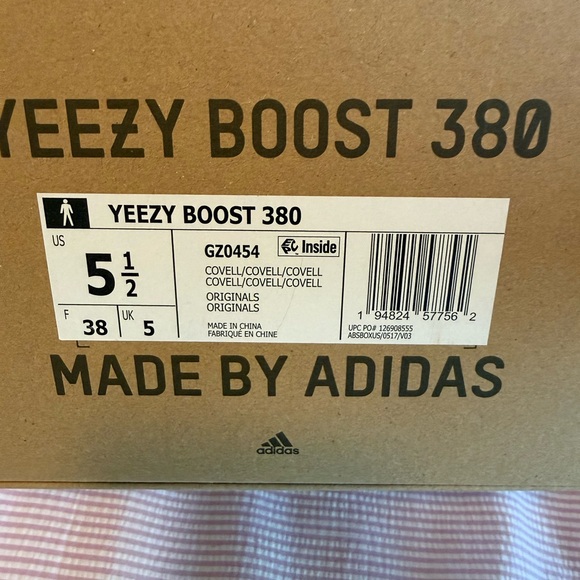 Yeezy boost 380 - Picture 3 of 5